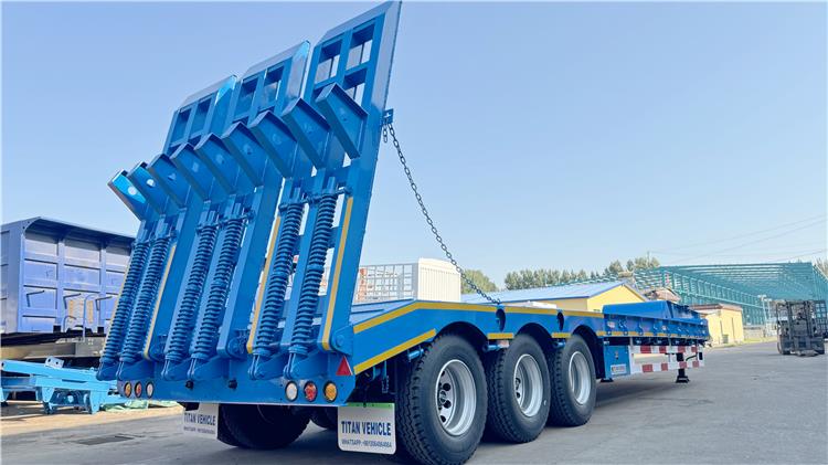Remorque Porte Engin 3 Essieux Surbaissé Neuve Tracteur À Vendre In Sénégal