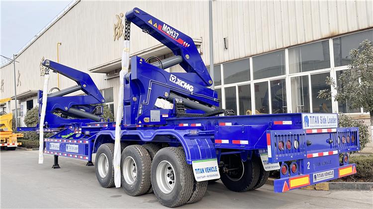 Camion Porte Conteneur Avec Grue | Chargeur Latéral De Conteneur À Vendre In Madagascar