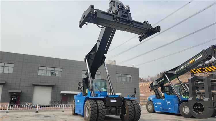 Reach Stacker XCMG Prix Spreader Neuf À Vendre in RDC