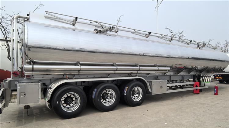 Semi Citerne 45000l Camion Citerne Semi Remorque Alimentaire In Congo