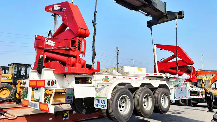 Porte-Chargeur Latéral de Conteneur avec Grue à Vendre en Côte d'Ivoire