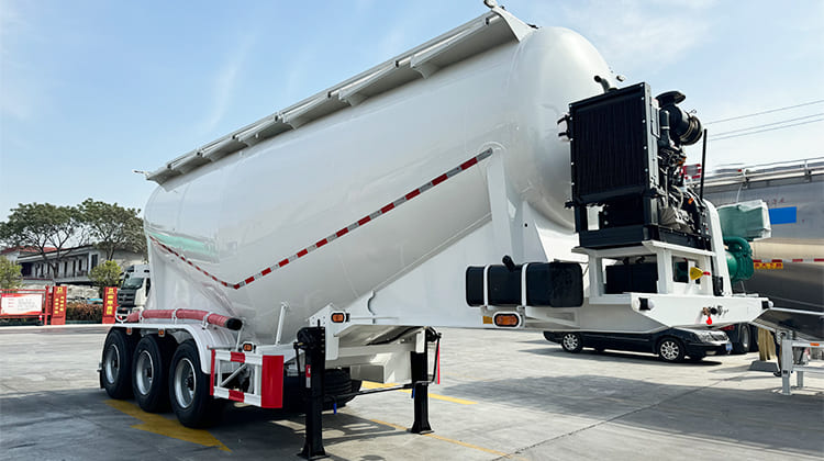 Semi Remorque Spitzer Citerne Pulvérulent Au République démocratique du Congo