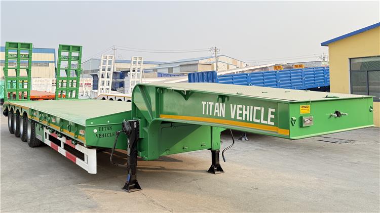 Semi Remorque Porte Engins 4 Essieux Camion À Vendre