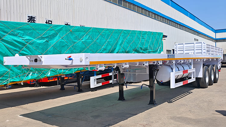 Plateau De Semi Remorque Porte Paille 3 Essieux Bois Neuf