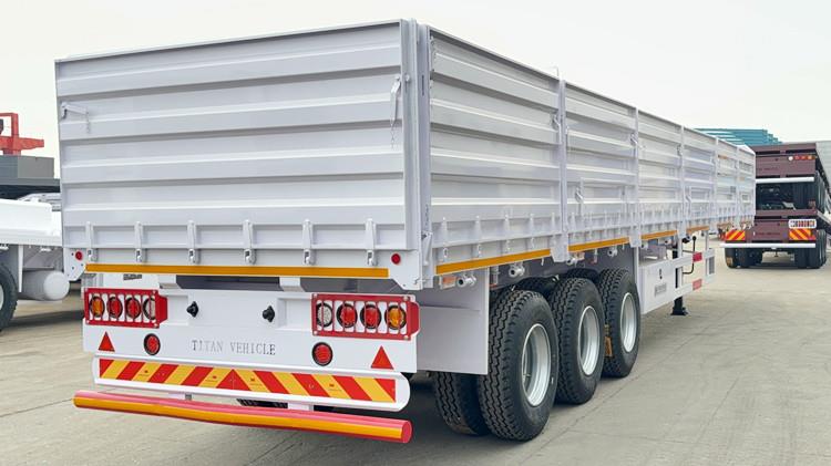 Semi Remorque Plateau 3 Essieux Avec Ridelles